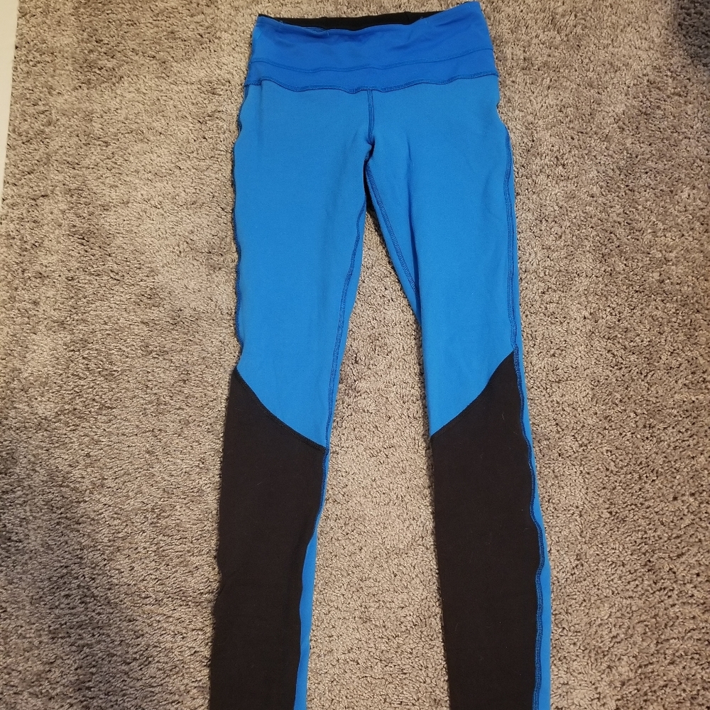 Lululemon sz 4 yoga pants